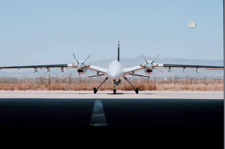 TSK'dan Kıbrıs Barış Harekatı'nın 50. yılına özel geçit töreni - Resim: 2
